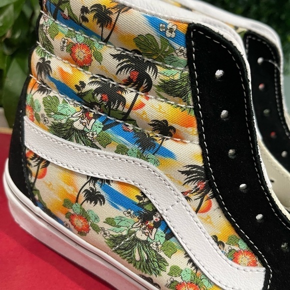 VANS *RARE* Hi Top Sneaker ALOHA - Picture 7 of 7
